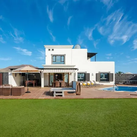 Casa Beluka * Πλάγια Μπλάνκα